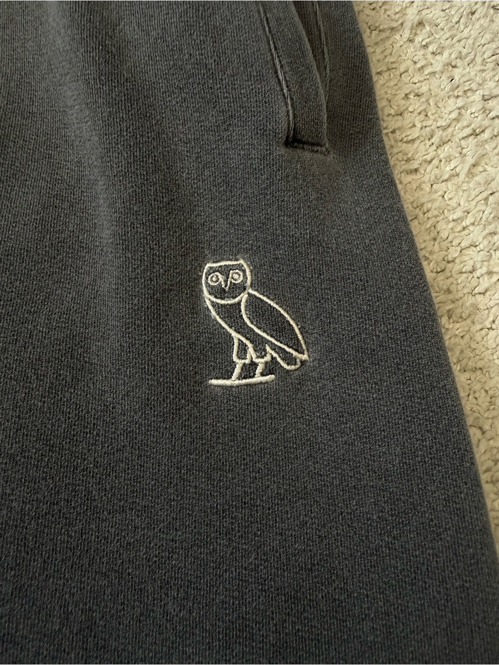 Embroidered Owl Octobers Very Own OVO Dark Gray Sweatpants Joggers - Picture 3 of 6